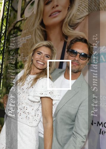 Amsterdam 5 juni 2025
Uiteiking talkies terras awards en presentatie Cover met daarop Nicolette v Dam . Event vond plaats bij Hotel Arena .
Nicolette v Dam met Bas Smit