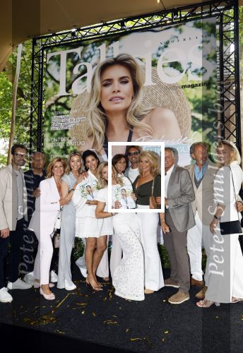 Amsterdam 5 juni 2025
Uiteiking talkies terras awards en presentatie Cover met daarop Nicolette v Dam . Event vond plaats bij Hotel Arena . Nicolette v Dam met hele familie en team
