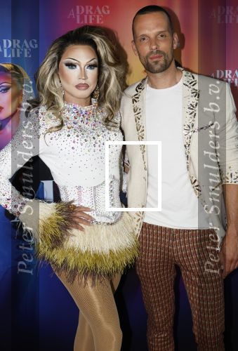 Amsterdam 19 juni 2025
Premiere a drags life bij pathe de munt . Aanwezige hoofdrolspelers zijn Miss Envy Peru en Janey Jacke .