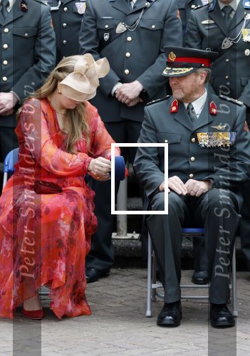 Amersfoort 18 juni 2023
Koning Willem Alexander en Prinses Amalia aanwezig bij de nieuwe standaard die overhandigt zal worden aan het Regiment Huzaren Prinses Catharina-Amalia op de Prins Bernhardkazerne. Het is de eerste keer nadat Prinses Amalia haar arm gebroken heeft na val van het paard .
