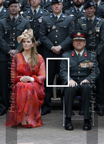 Amersfoort 18 juni 2023
Koning Willem Alexander en Prinses Amalia aanwezig bij de nieuwe standaard die overhandigt zal worden aan het Regiment Huzaren Prinses Catharina-Amalia op de Prins Bernhardkazerne. Het is de eerste keer nadat Prinses Amalia haar arm gebroken heeft na val van het paard .