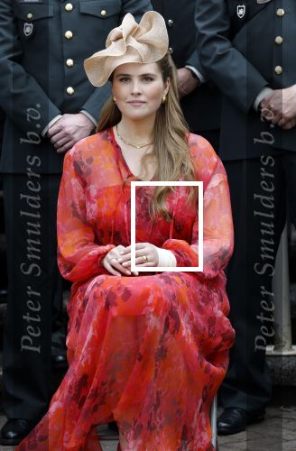 Amersfoort 18 juni 2023
Koning Willem Alexander en Prinses Amalia aanwezig bij de nieuwe standaard die overhandigt zal worden aan het Regiment Huzaren Prinses Catharina-Amalia op de Prins Bernhardkazerne. Het is de eerste keer nadat Prinses Amalia haar arm gebroken heeft na val van het paard .