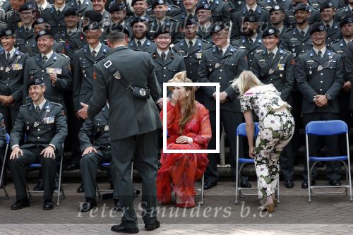 Amersfoort 18 juni 2023
Koning Willem Alexander en Prinses Amalia aanwezig bij de nieuwe standaard die overhandigt zal worden aan het Regiment Huzaren Prinses Catharina-Amalia op de Prins Bernhardkazerne. Het is de eerste keer nadat Prinses Amalia haar arm gebroken heeft na val van het paard .