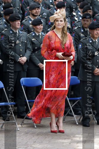 Amersfoort 18 juni 2023
Koning Willem Alexander en Prinses Amalia aanwezig bij de nieuwe standaard die overhandigt zal worden aan het Regiment Huzaren Prinses Catharina-Amalia op de Prins Bernhardkazerne. Het is de eerste keer nadat Prinses Amalia haar arm gebroken heeft na val van het paard .