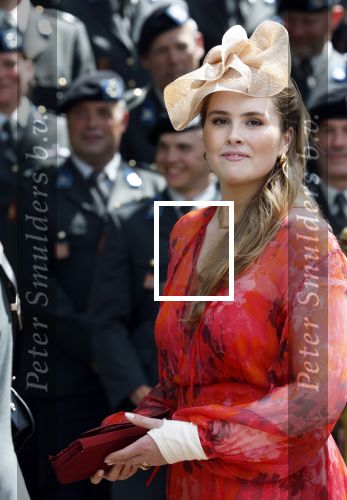 Amersfoort 18 juni 2023
Koning Willem Alexander en Prinses Amalia aanwezig bij de nieuwe standaard die overhandigt zal worden aan het Regiment Huzaren Prinses Catharina-Amalia op de Prins Bernhardkazerne. Het is de eerste keer nadat Prinses Amalia haar arm gebroken heeft na val van het paard .