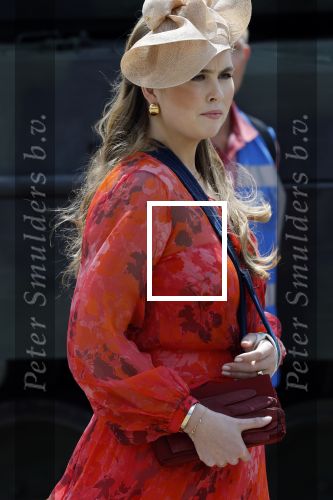 Amersfoort 18 juni 2023
Koning Willem Alexander en Prinses Amalia aanwezig bij de nieuwe standaard die overhandigt zal worden aan het Regiment Huzaren Prinses Catharina-Amalia op de Prins Bernhardkazerne. Het is de eerste keer nadat Prinses Amalia haar arm gebroken heeft na val van het paard .