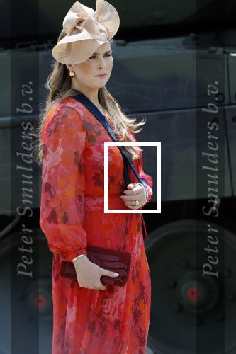 Amersfoort 18 juni 2023
Koning Willem Alexander en Prinses Amalia aanwezig bij de nieuwe standaard die overhandigt zal worden aan het Regiment Huzaren Prinses Catharina-Amalia op de Prins Bernhardkazerne. Het is de eerste keer nadat Prinses Amalia haar arm gebroken heeft na val van het paard .