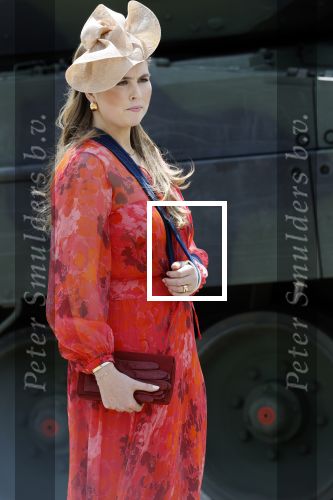Amersfoort 18 juni 2023
Koning Willem Alexander en Prinses Amalia aanwezig bij de nieuwe standaard die overhandigt zal worden aan het Regiment Huzaren Prinses Catharina-Amalia op de Prins Bernhardkazerne. Het is de eerste keer nadat Prinses Amalia haar arm gebroken heeft na val van het paard .