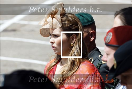 Amersfoort 18 juni 2023
Koning Willem Alexander en Prinses Amalia aanwezig bij de nieuwe standaard die overhandigt zal worden aan het Regiment Huzaren Prinses Catharina-Amalia op de Prins Bernhardkazerne. Het is de eerste keer nadat Prinses Amalia haar arm gebroken heeft na val van het paard .