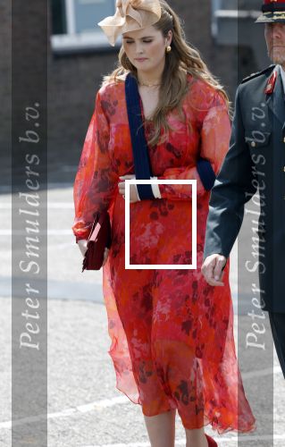 Amersfoort 18 juni 2023
Koning Willem Alexander en Prinses Amalia aanwezig bij de nieuwe standaard die overhandigt zal worden aan het Regiment Huzaren Prinses Catharina-Amalia op de Prins Bernhardkazerne. Het is de eerste keer nadat Prinses Amalia haar arm gebroken heeft na val van het paard .
