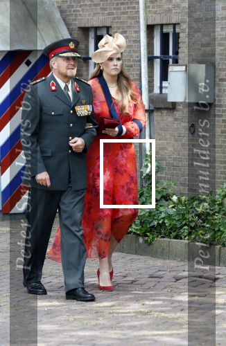 Amersfoort 18 juni 2023
Koning Willem Alexander en Prinses Amalia aanwezig bij de nieuwe standaard die overhandigt zal worden aan het Regiment Huzaren Prinses Catharina-Amalia op de Prins Bernhardkazerne. Het is de eerste keer nadat Prinses Amalia haar arm gebroken heeft na val van het paard .
