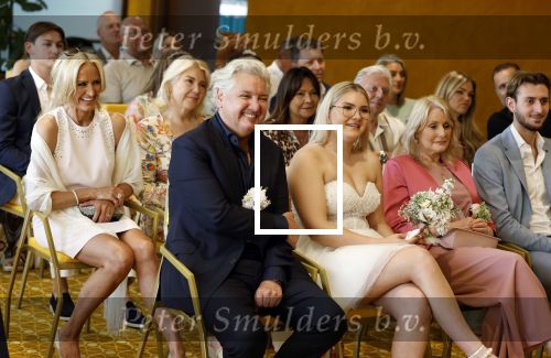 Almere 20 juni 2025
Natascha Froger en Matthijs Timmermans trouwen in aanwezigheid van oa Rene Froger Natasja Froger Maxim Froger Didier Froger en Danny Froger ( met partners) in het gemeente huis van Almere > Ook hun twee dochters Charlie en Kaycee  waren natuurlijk  aanwezig .