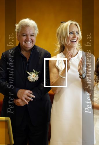 Almere 20 juni 2025
Natascha Froger en Matthijs Timmermans trouwen in aanwezigheid van oa Rene Froger Natasja Froger Maxim Froger Didier Froger en Danny Froger ( met partners) in het gemeente huis van Almere > Ook hun twee dochters Charlie en Kaycee  waren natuurlijk  aanwezig .