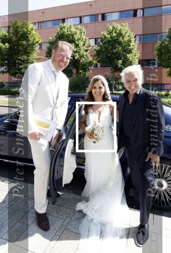 Almere 20 juni 2025
Natascha Froger en Matthijs Timmermans trouwen in aanwezigheid van oa Rene Froger Natasja Froger Maxim Froger Didier Froger en Danny Froger ( met partners) in het gemeente huis van Almere > Ook hun twee dochters Charlie en Kaycee  waren natuurlijk  aanwezig .