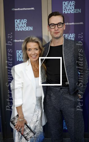 Amsterdam 16 juni 2025
Premiere Dear Evan Hansen in het deLaMar theater . Splinter Chabot kwam met zijn manager Kristien v Dillen