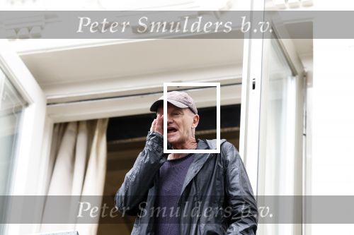 Amsterdam 5 juni 2025
Zanger Sting komt met een boot aan bij Carre om musical THE LAST SHIP te promoten . Het was ongelofelijk slecht weer maar desondanks stonden er toch honderden fans op hem te wachten .