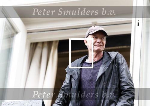 Amsterdam 5 juni 2025
Zanger Sting komt met een boot aan bij Carre om musical THE LAST SHIP te promoten . Het was ongelofelijk slecht weer maar desondanks stonden er toch honderden fans op hem te wachten .