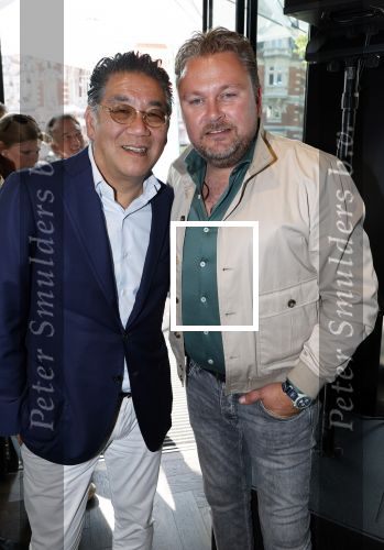 Amsterdam 11 juni 2025
Presentatie cd Wesly Bronkhorst bij grandcafe de Heinekenhoek. Wesly Bronkhorst en Won Yip