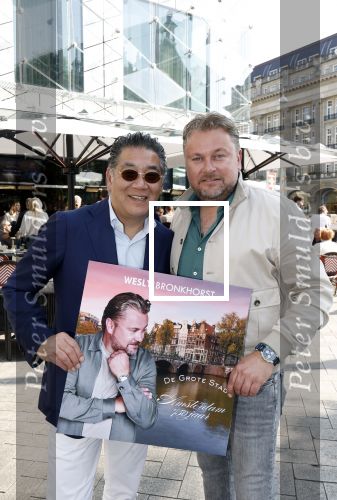 Amsterdam 11 juni 2025
Presentatie cd Wesly Bronkhorst bij grandcafe de Heinekenhoek. Wesly Bronkhorst en Won Yip