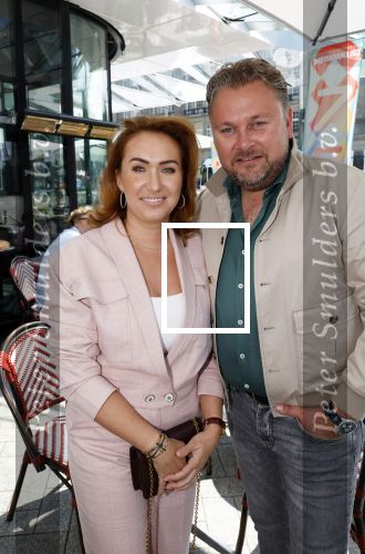 Amsterdam 11 juni 2025
Presentatie cd Wesly Bronkhorst bij grandcafe de Heinekenhoek.Wesly Bronkhorst met zijn vrouw Raquel