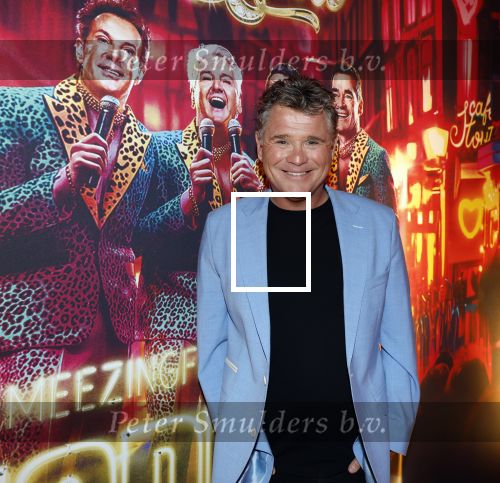 Amsterdam 1 juni 2025
Rene Froger krijgt na de laatste toppers in concert een koninklijke onderscheiding in de Johan Cruyff arena . Wolter Kroes