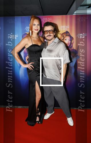 Amsterdam 19 juni 2025
Premiere a drags life bij pathe de munt . Aanwezige hoofdrolspelers zijn Miss Envy Peru en Janey Jacke . Yildiz Siskens en Mari van de Ven