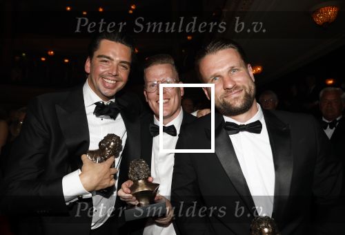 Amsterdam 2 juni 2025
Uitreiking Buma prijzen in de schouwburg van Amsterdam. Yves Berendse kwam met zijn schrijversteam vriendin en ouders