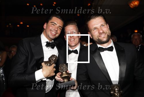 Amsterdam 2 juni 2025
Uitreiking Buma prijzen in de schouwburg van Amsterdam. Yves Berendse kwam met zijn schrijversteam vriendin en ouders