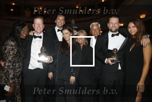 Amsterdam 2 juni 2025
Uitreiking Buma prijzen in de schouwburg van Amsterdam. Yves Berendse kwam met zijn schrijversteam vriendin en ouders