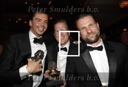 Amsterdam 2 juni 2025
Uitreiking Buma prijzen in de schouwburg van Amsterdam. Yves Berendse kwam met zijn schrijversteam vriendin en ouders