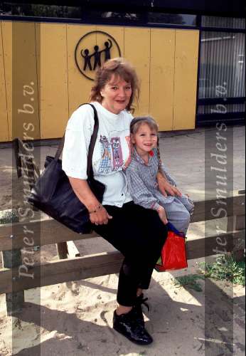 4 juli 1997 Amsterdam
Anita Blokziel gaat voor de eerste keer met haar dochter naar de school