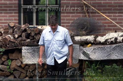 Tubbergen 30 juni 1999
Gert Timmerman in, bij en rondom zijn huis
