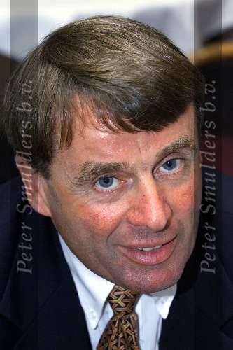 Eindhoven, 28 juni 1999
Presentatie Rabobank wielerploeg op hoofdkantoor
Hennie Kuiper