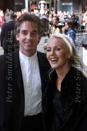 Amsterdam, 22 juni 1999
Premiere film NOTTING HILL
In Tuschinski theater
Mandy Huydts met vriend Rob