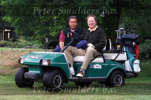Hilversum 28 juni 1999
Persconferentie Dutch Open TNT 1999 bij de Hilversumsche Golfclub
Andreas v d Schaaf en Otto Lenselink