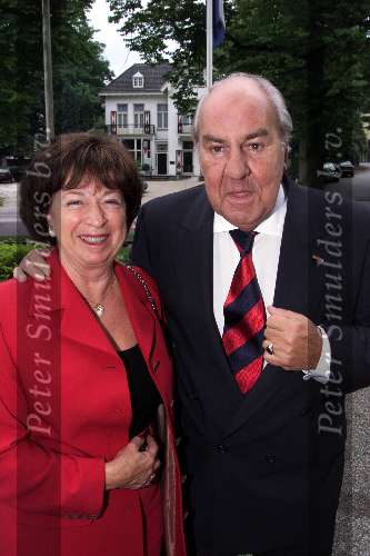 Hulversum, 27 juni 1999
Afscheid van Willem Duys van de AVRO
WD met zijn vrouw