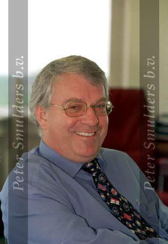 Eindhoven oktober 1998
Wim v d Leegte
Pres. direkteur VDL-groep