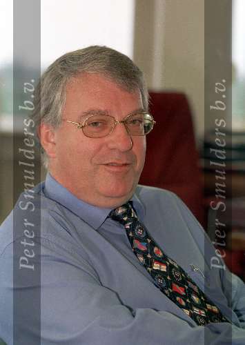 Eindhoven oktober 1998
Wim v d Leegte
Pres. direkteur VDL-groep