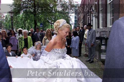 Amsterdam, 8 juli 2000
Trouwen Patrick kluivert met zijn Angela Kluivert