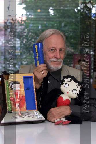 Eindhoven 12 juli 2000
Herman Pieter de Boer met Betty Boop.