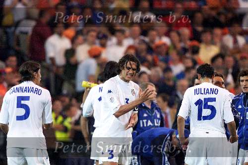 Rotterdam, 2 juli 2000   Euro 2000
Frankrijk-Italie, eindstand na verlenging 2-1
Maldini