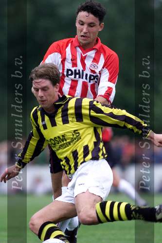 Valkenswaard 21 juli 2000
de Valk - PSV ter voorbereiding van seizoen 2000/2001
Mark v Bommel