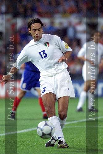 Rotterdam, 2 juli 2000   Euro 2000
Frankrijk-Italie, eindstand na verlenging 2-1
Nesta