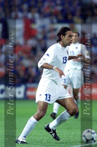 Rotterdam, 2 juli 2000   Euro 2000
Frankrijk-Italie, eindstand na verlenging 2-1
Nesta