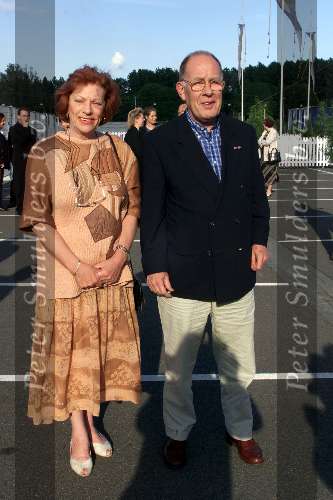 Rotterdam 12 juli 2000
Premiere Cirque du Soleil bij AHOY.
Pieter Lutz met vrouw