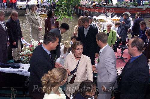 Amsterdam, 8 juli 2000
Trouwen Patrick kluivert met zijn Angela
Vrouw ronald de boer
Bertus Holkema
