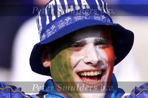 Rotterdam, 2 juli 2000   Euro 2000
Frankrijk-Italie, eindstand na verlenging 2-1
Italiaanse supporters