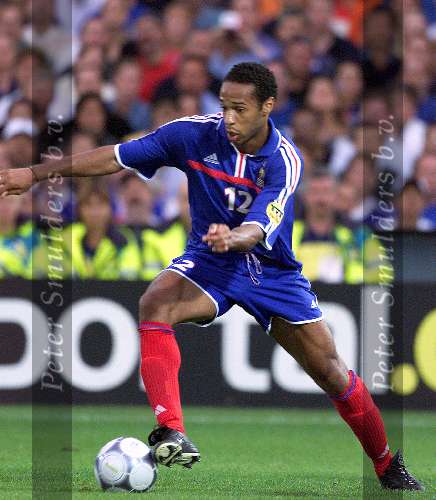 Rotterdam, 2 juli 2000   Euro 2000
Frankrijk-Italie, eindstand na verlenging 2-1
Thierry Henry