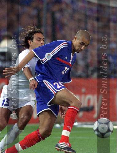 Rotterdam, 2 juli 2000   Euro 2000
Frankrijk-Italie, eindstand na verlenging 2-1
matchwinnaar DAVID TREZEGUET in duel metNesta