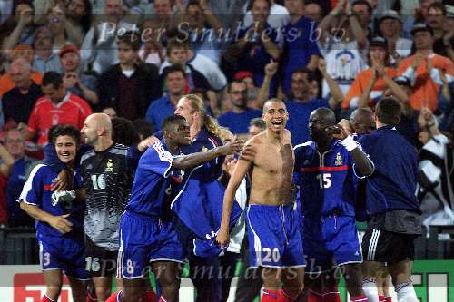 Rotterdam, 2 juli 2000   Euro 2000
Finale EK Tusen Frankrijk-Italie, eindstand 2-1 na verlenging.
matchwinnaar 20 David Trezeguet